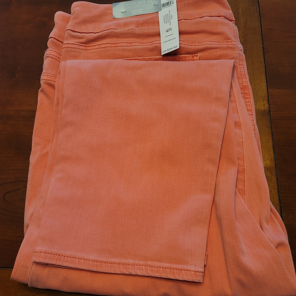 Chico's Pull-On Jegging